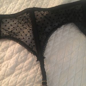 Black Luxe Lingerie Garter